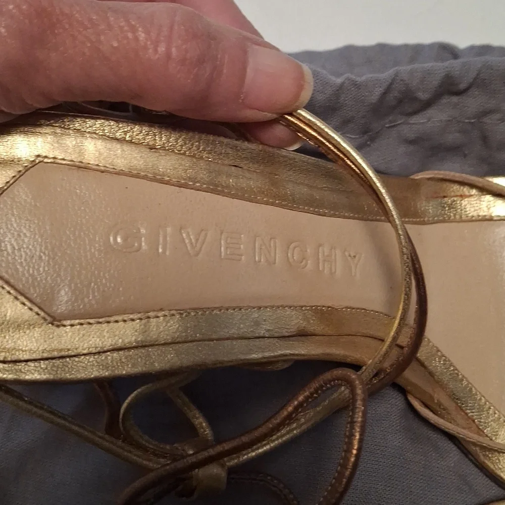 Givenchy Gold Sandels Size 7 - Picture 3 of 4